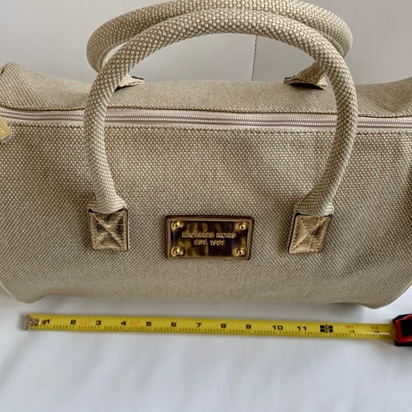 Michael Kors metallic gold weekender - Picture 6 of 11